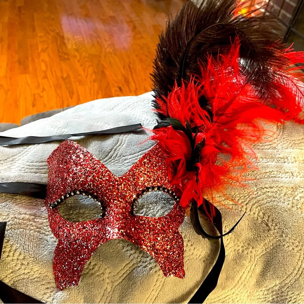Pier One Feathered Masquerade Halloween/Mardi Gras
